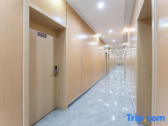 Jinan Yaju Hotel (960th Hospital of the People's Liberation Army Zoo)