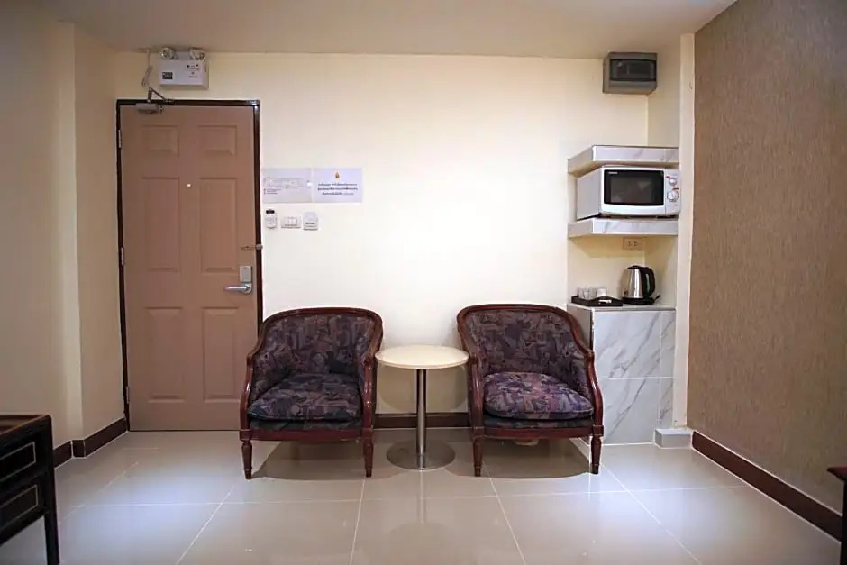 Kim Hotel At Bangplong