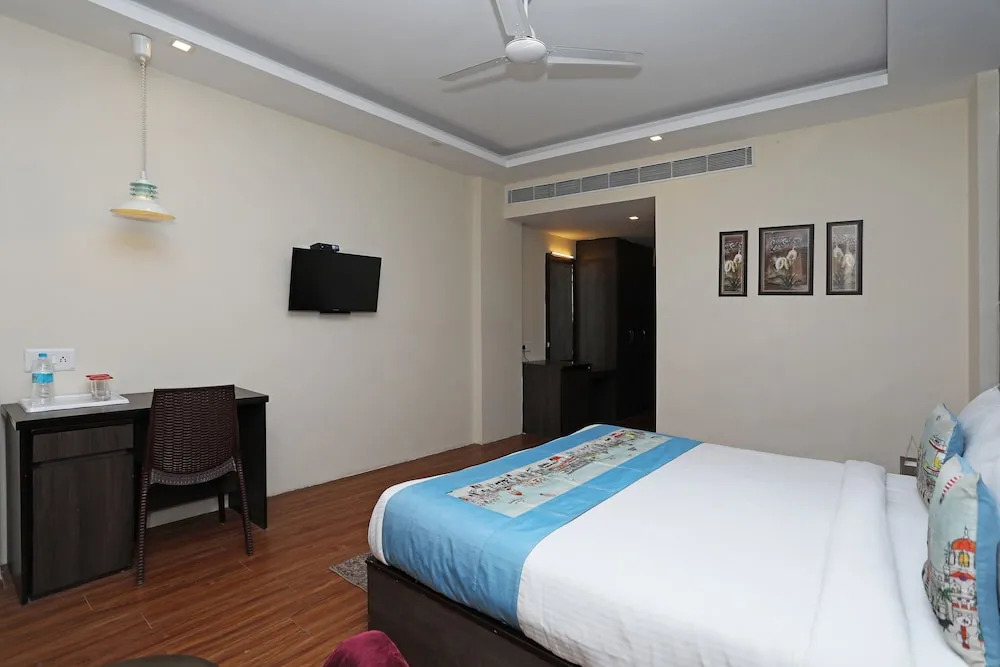 Hotel Grand Harshal