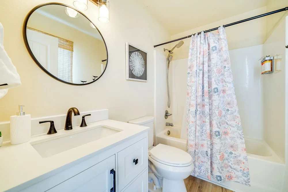 Nags Head Vacation Rental w/ Hot Tub: Near Beach!