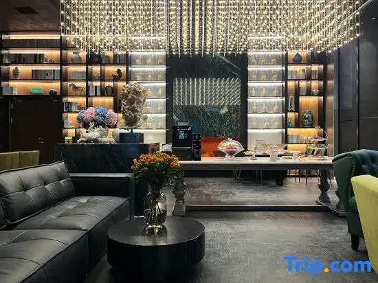 Weifang Tuyue S Manting Hotel (Weifang University Good Store)