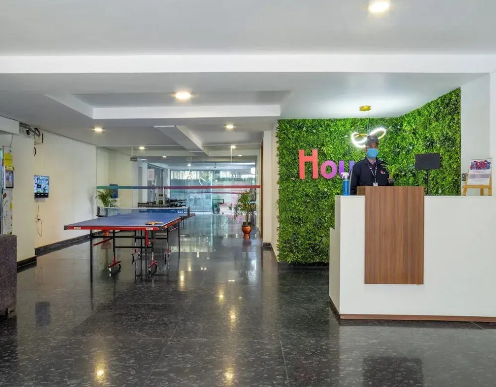 Housr 46 M2K Corp Near Park Hospital