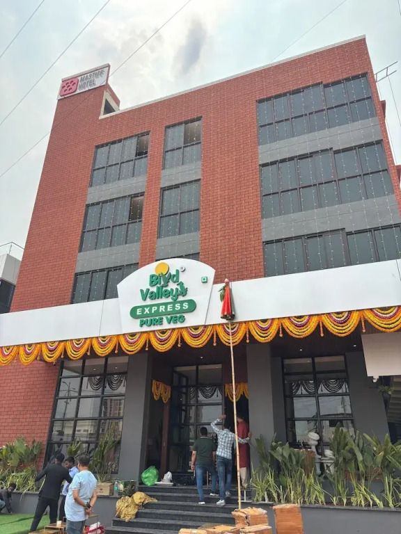 Mastiff Hotel Hinjawadi Pune