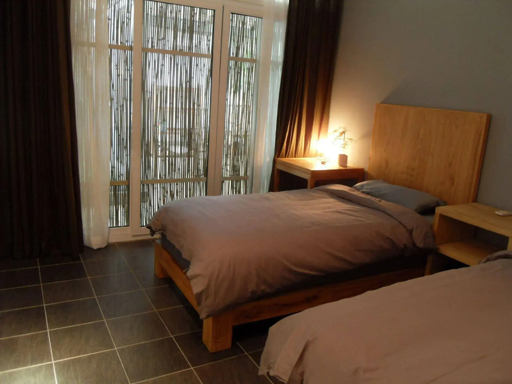 Hutongren Courtyard Hotel