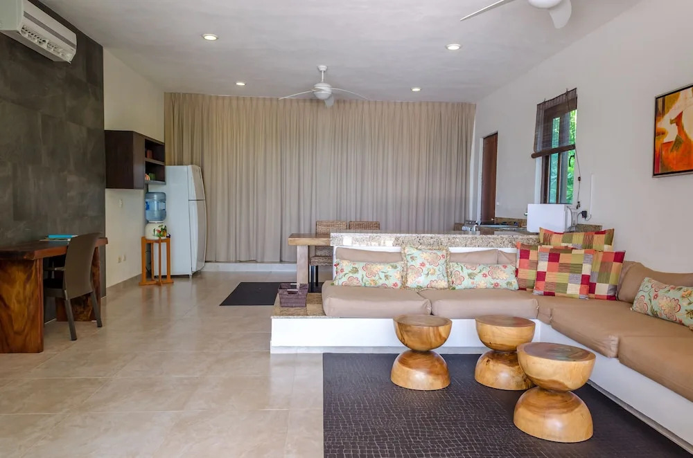 Casa Aquamarine