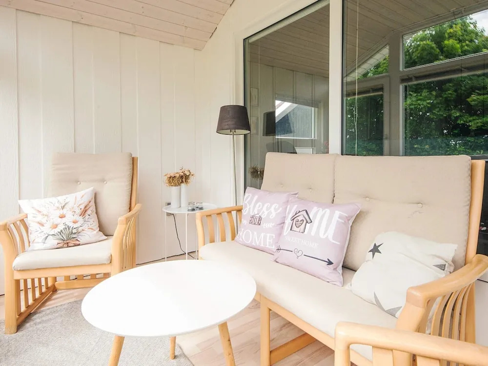 6 person holiday home in Hemmet