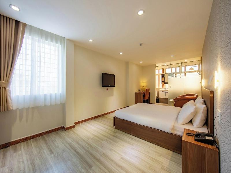 Lanura Saigon Boutique Hotel