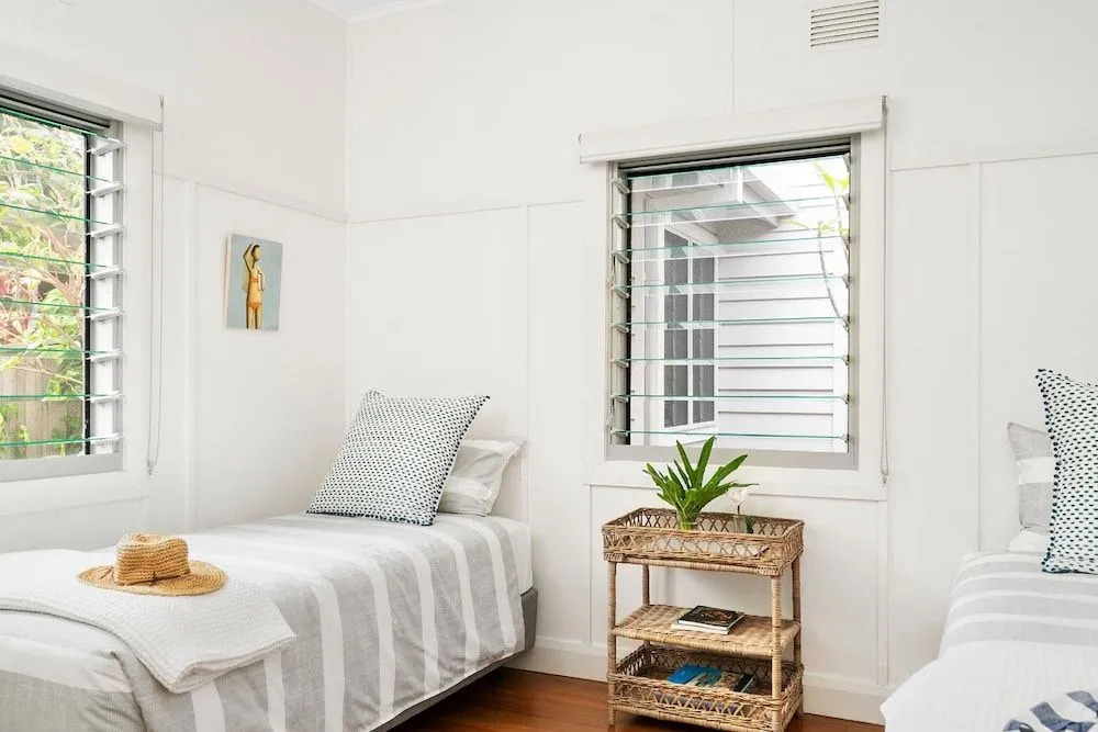 The White Rabbit - with studio & covered deck