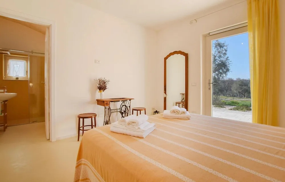 Cozy Home In Cisternino