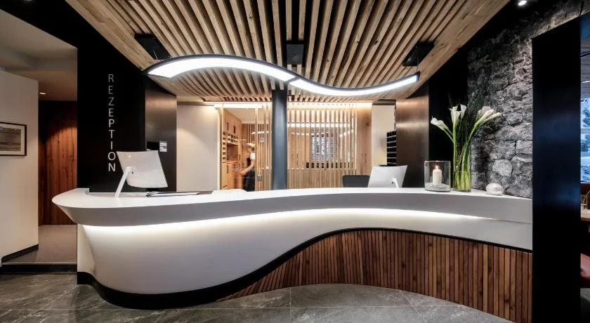 Hotel Tirol