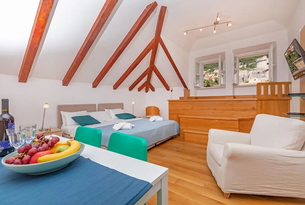 Apartments Feri