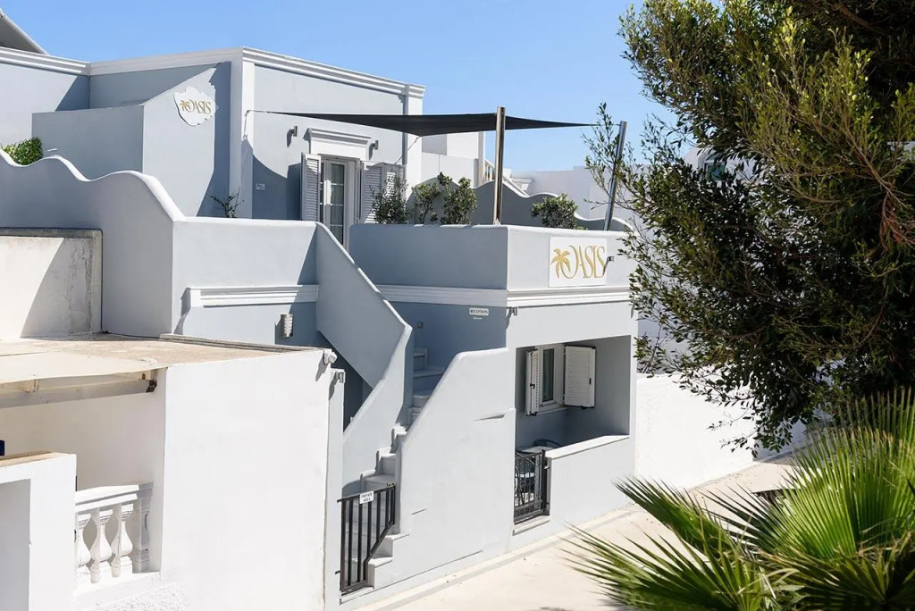 Oasis Suites Fira