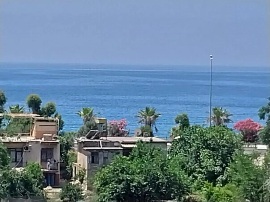 BeachFront Fully Equipped Luxury Residence D19N