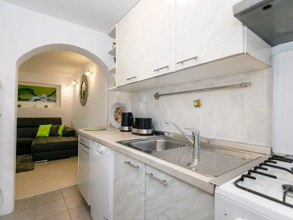 Lovely Apartment With Terrace & Garden Grill