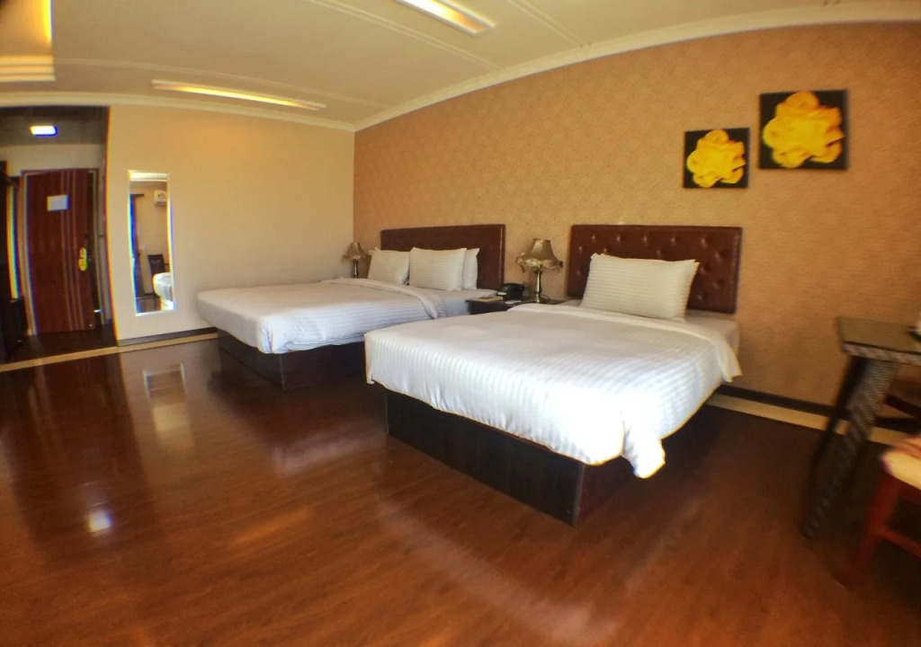 Grand Hoyah Hotel