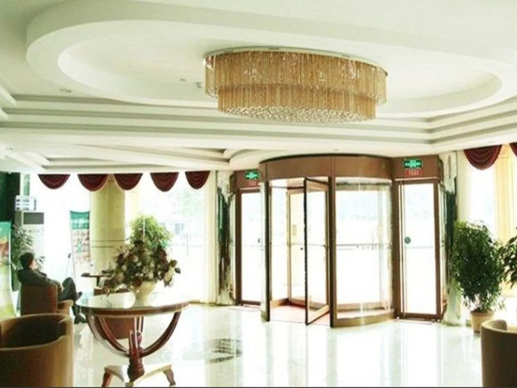 GreenTree Inn Shandong Weihai Rushan Century Avenue Express Hotel