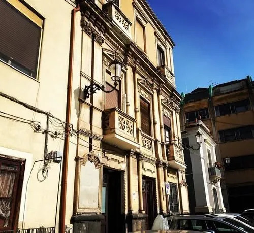 Dante Rooms