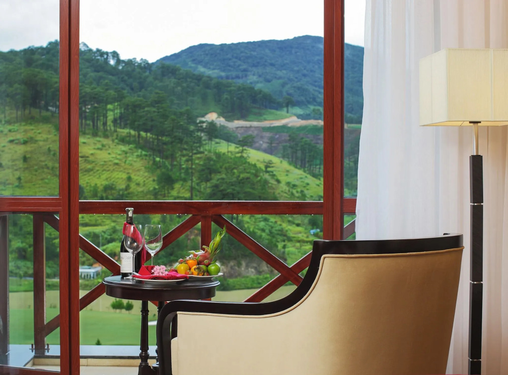 Swiss-Belresort Tuyen Lam