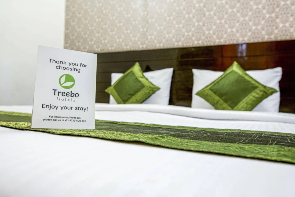 Treebo Trip Casa Cyber DLF phase 3