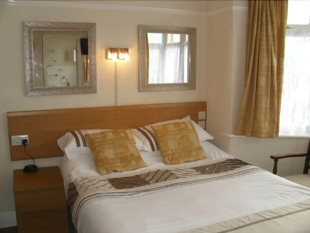 Seaforth Guest House - Pleasure Beach