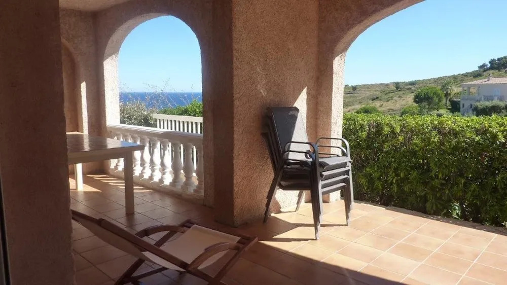 Apartment With one Bedroom in Sainte-maxime, With Wonderful sea View,