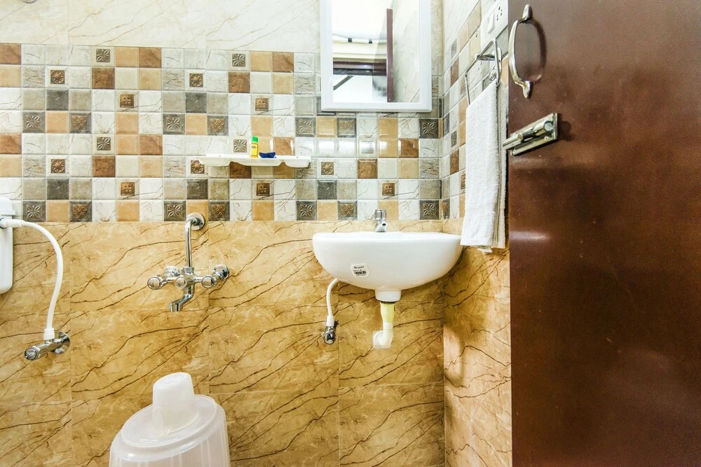 FabHotel Rithikha Inn III