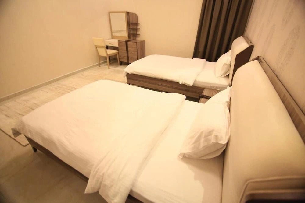 Alfaswal Alarbaah Serviced Apartment