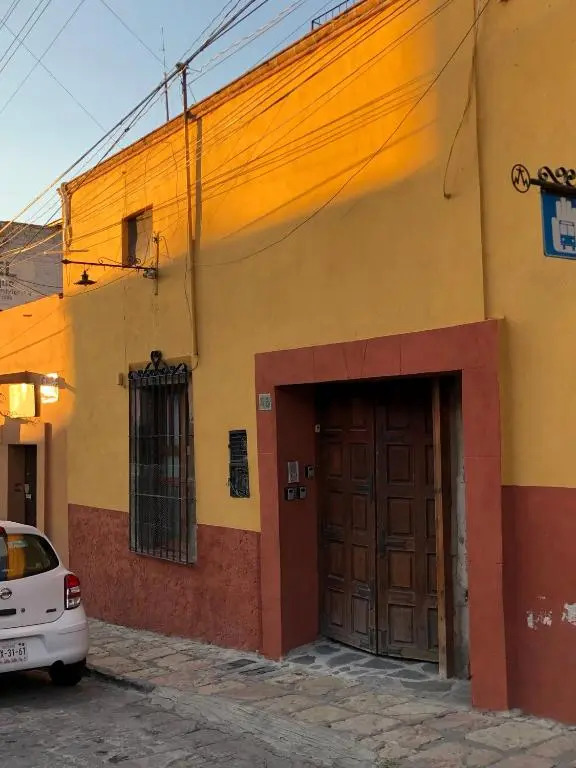 Doña Jose Suite & Apartments