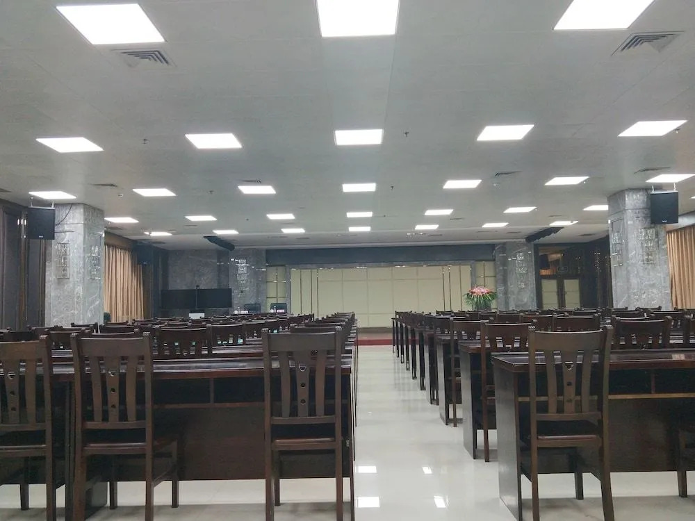 Echarm Hotel Zhaoyang Culture Palace(Dossen)