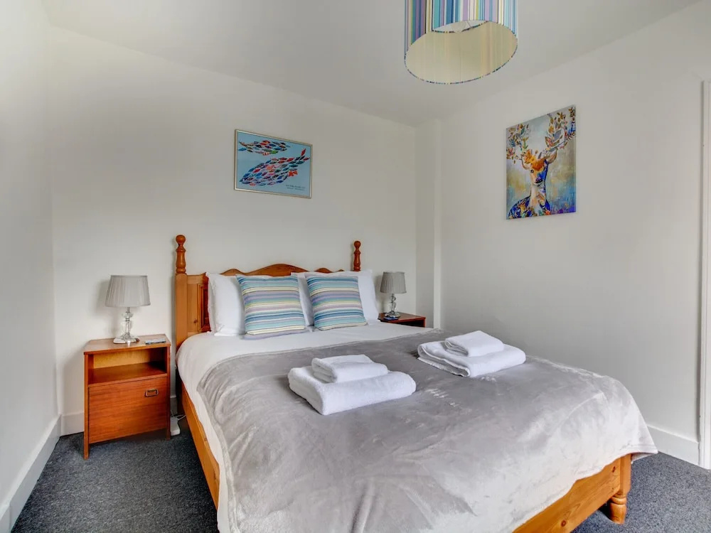 Light and Spacious Cottage, Located in the Pleasant Centre of Brighton
