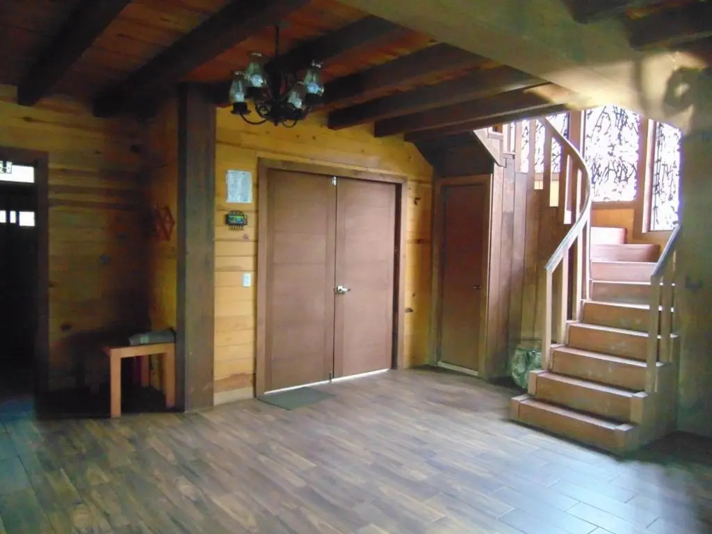 Cabaña dentro del Bosque para 24 Personas