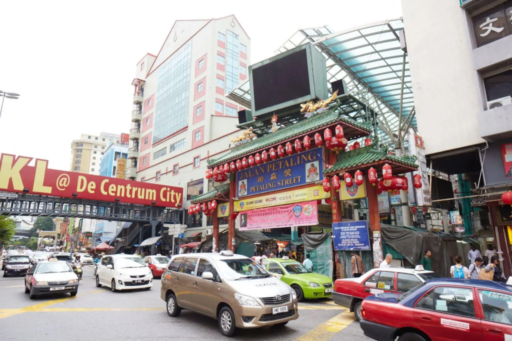 Dragon Inn Premium Hotel
