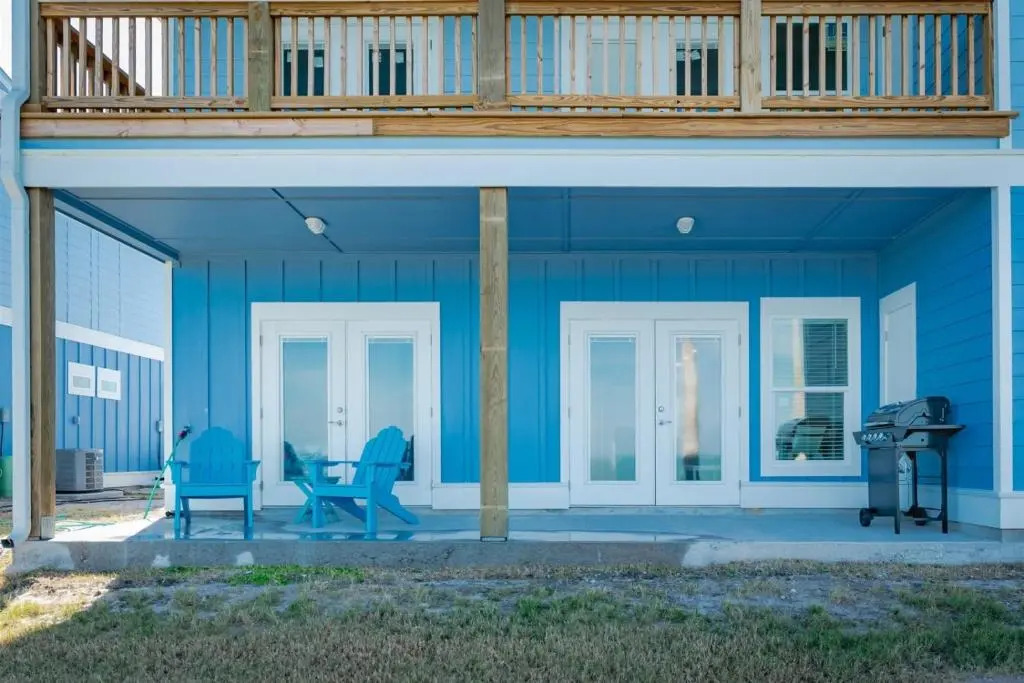 Copano Breeze by Miss Kitty’s