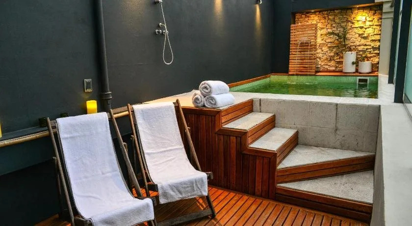 Ambit Boulevard Hotel Boutique
