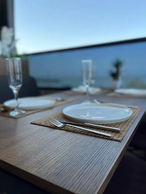 Avni Bey Otel