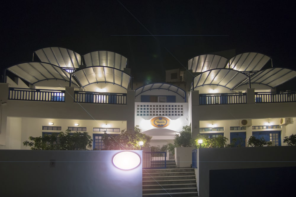 Erato Apartments