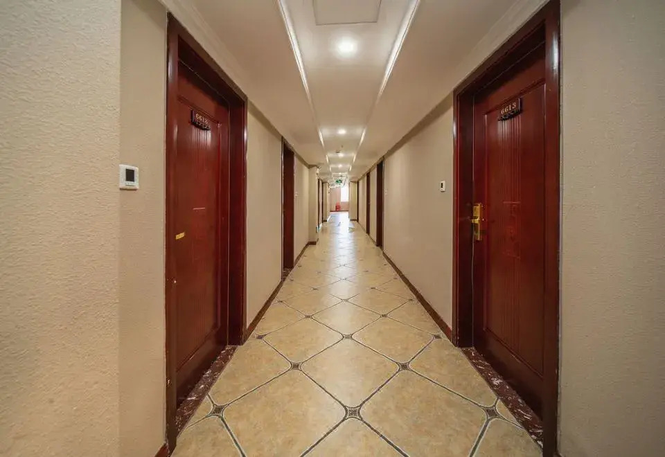 Xichang Mingdian Xiangrui Hotel (Yuecheng Plaza)
