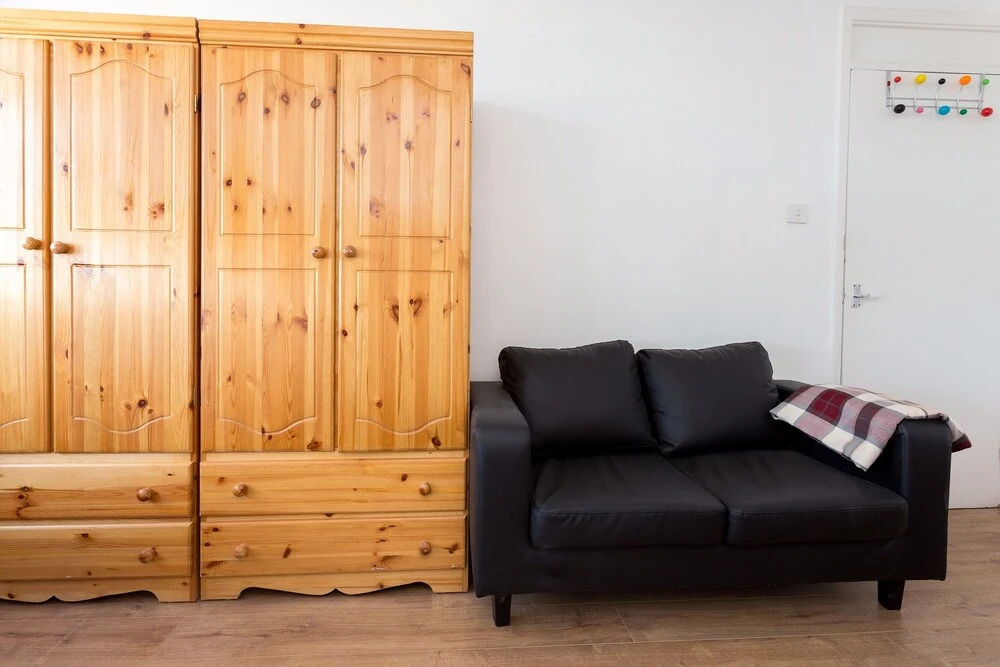 4 Bedroom Apartment in Shepherd's Bush Accommodates 10