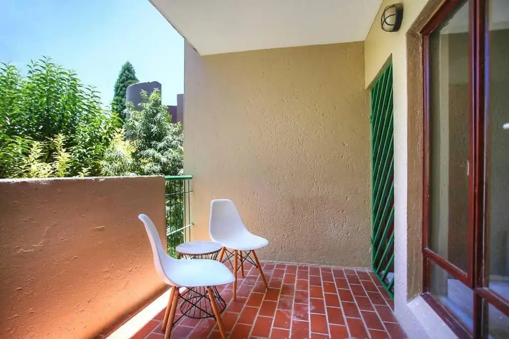 Antibes 18 West Road South Sandton