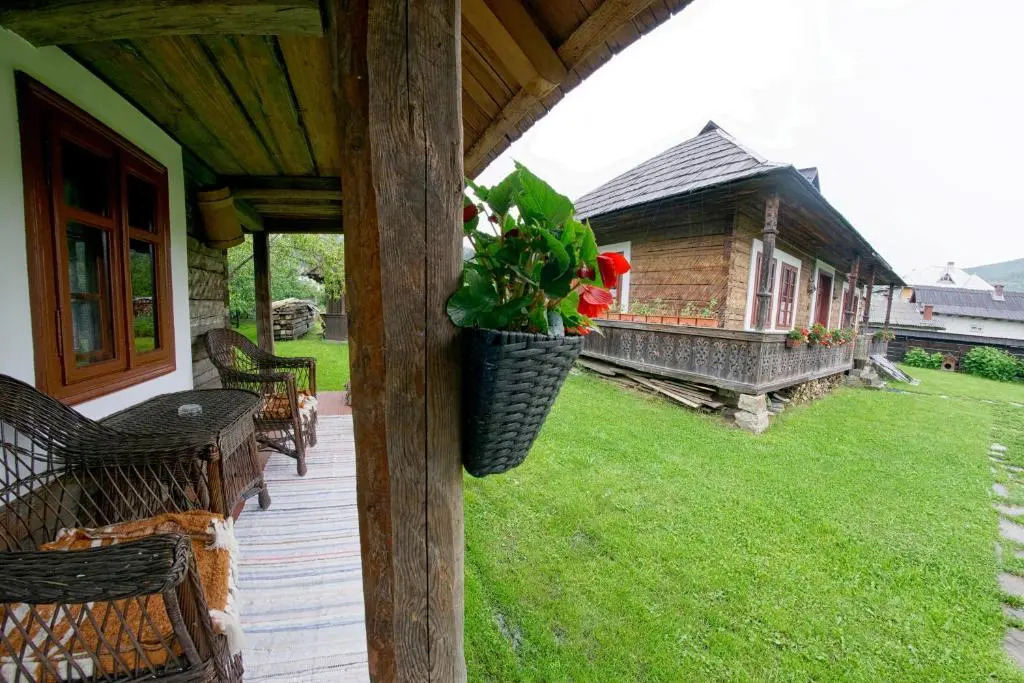 Casa Povestilor