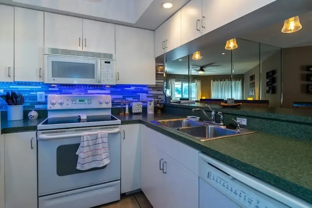 Bridgeport Condo 209