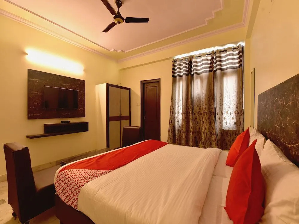 OYO 22544 Hotel Vijeet Palace