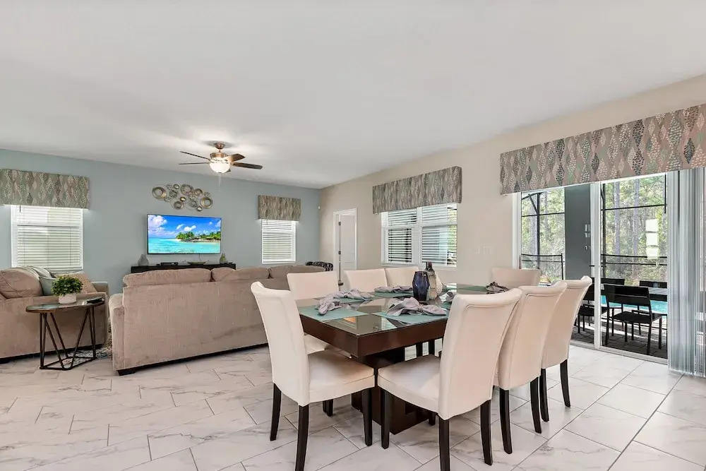 Family Friendly! 6bed 5Ba Villa with Pool
