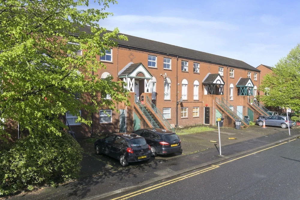 Salisbury Street Apartments