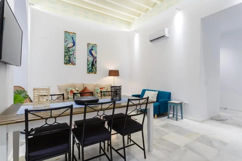 Casa del MALECON by Cadiz4Rentals