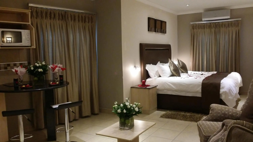 The Cycad Lodge & Chalets