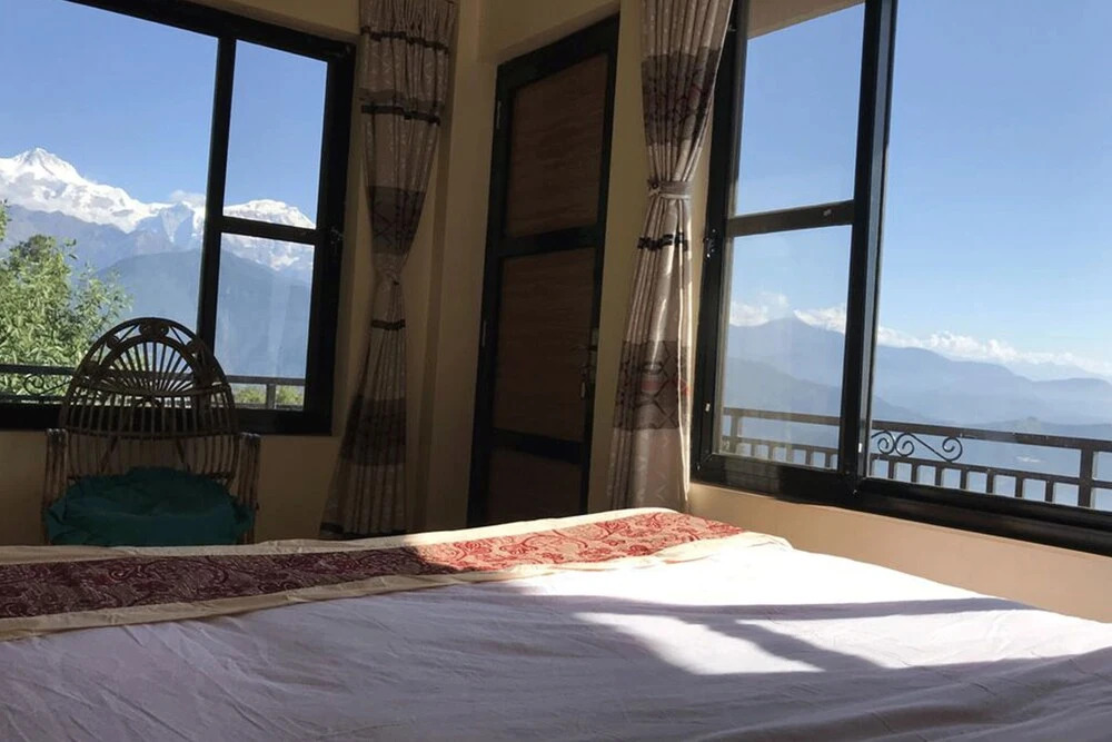 Superview Lodge - Family-Run, Himalayan Sunrise