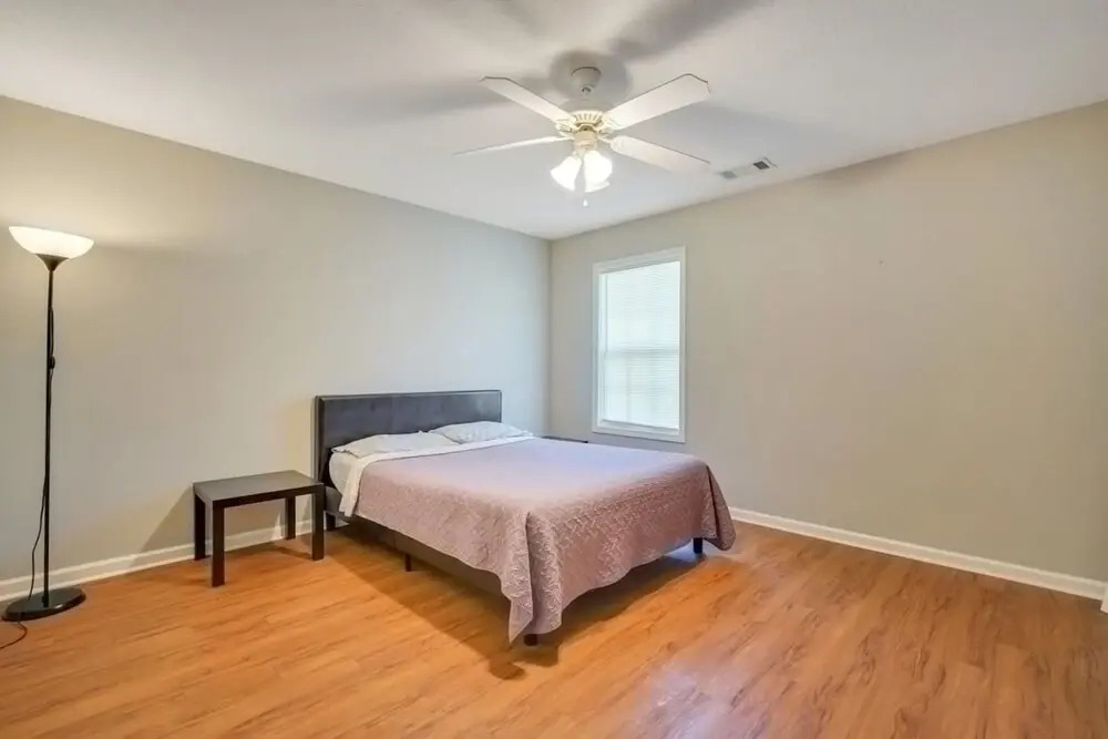 Charming Gray Home- 5 mins from GSU!