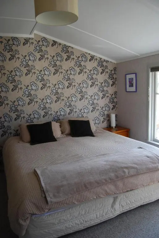 Judge Rock Exclusive Vineyard Cottage Accommodation