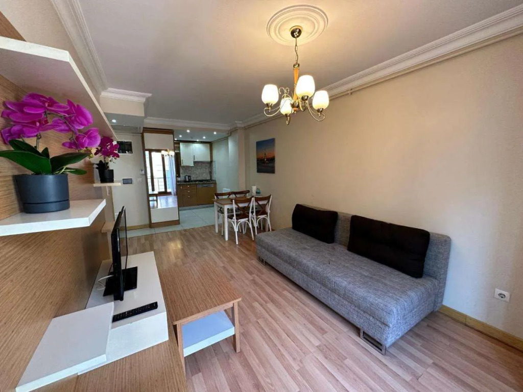 Homelike Residence